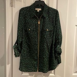 Gorgeous Michael Kors zippered shirt with roll up sleeves.